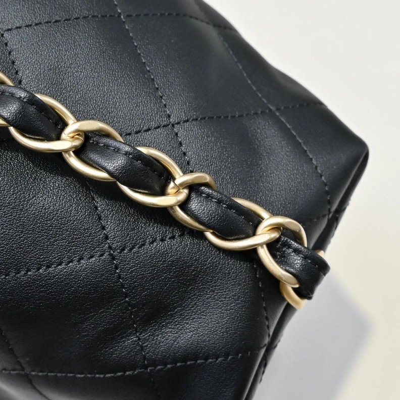 UrbanStyle Chxnxl Top Handle Bags 29004