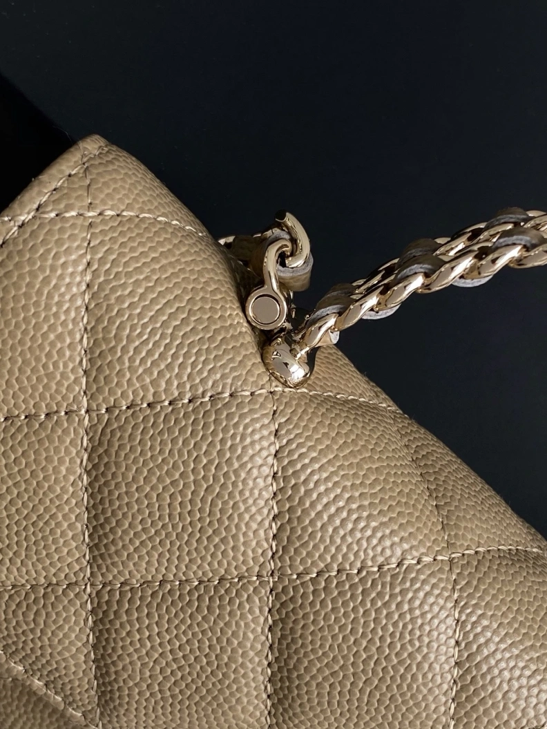 Compact Chxnxl Top Handle Bags 28949