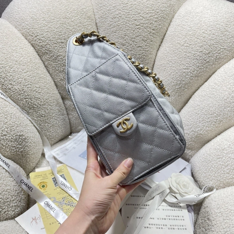 Vibrant Chxnxl Top Handle Bags 28953