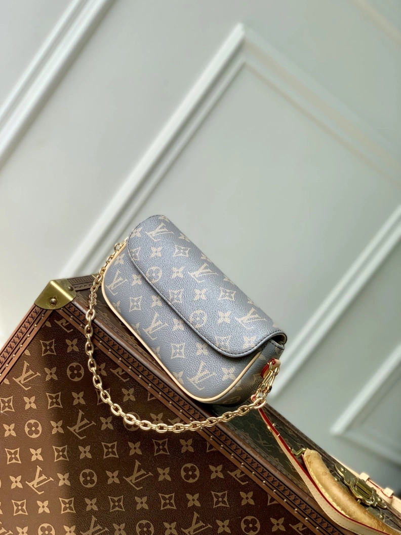 Lightweight LX Satchel Bags 3447