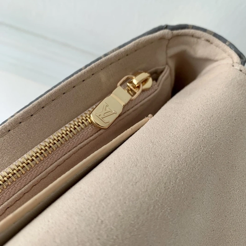 Lightweight LX Satchel Bags 3447