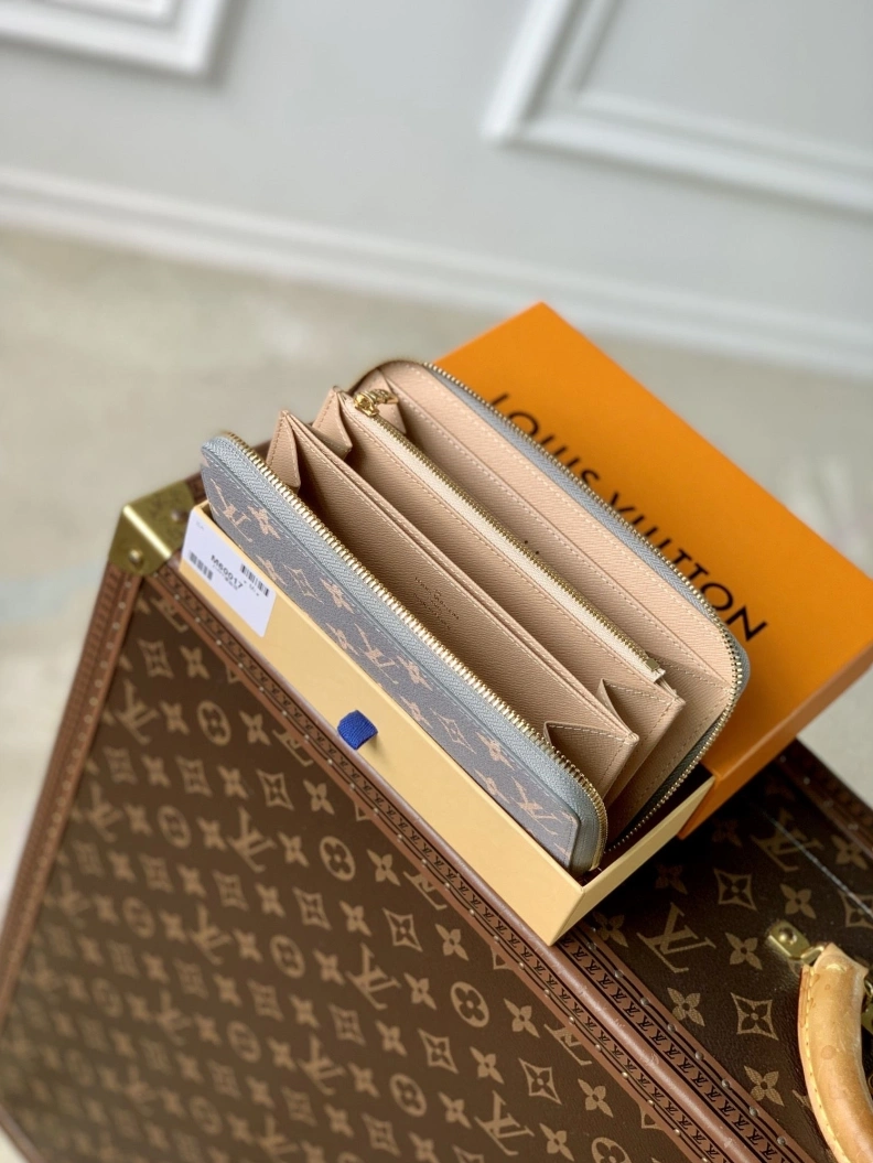 StreetReady LX Wallets 3317