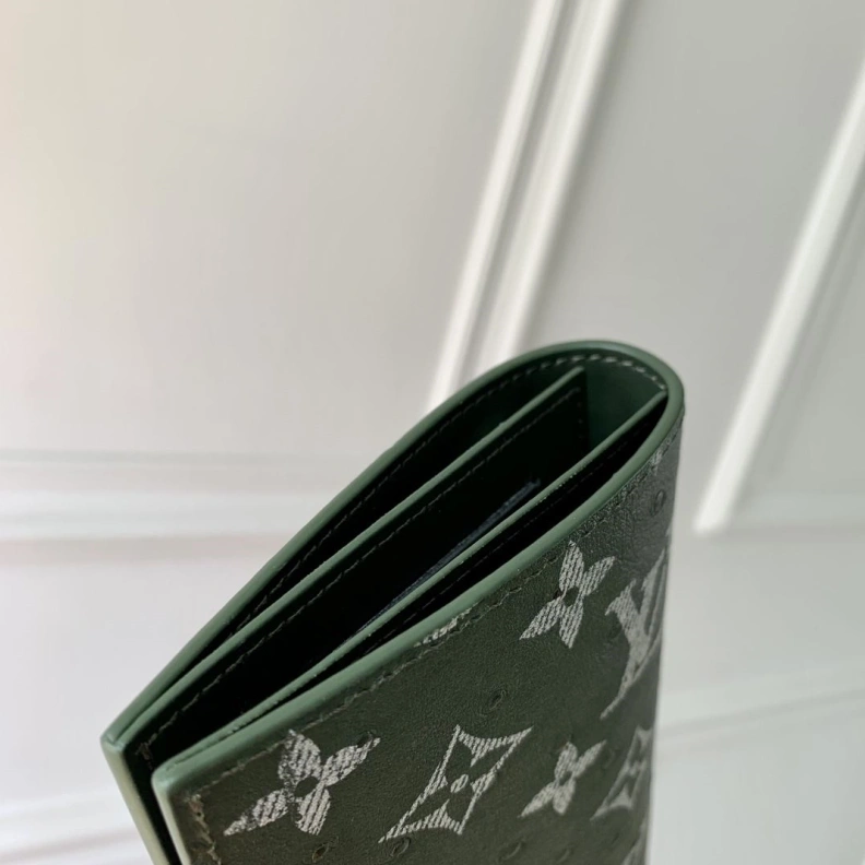 Efficient LX Wallets 3318