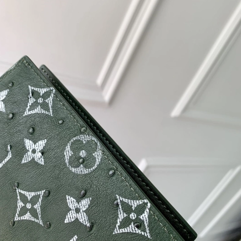 Efficient LX Wallets 3318