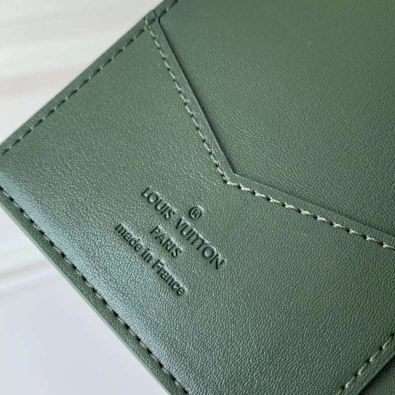 Efficient LX Wallets 3318