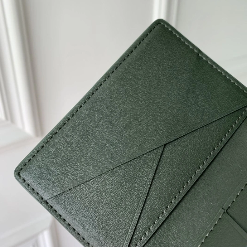 LX Wallets Sleek 3294