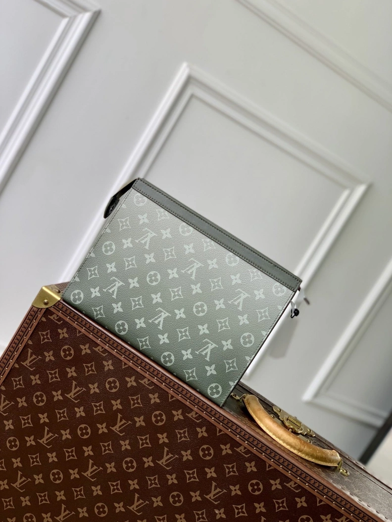 LX Clutch Bags Vibrant 3507