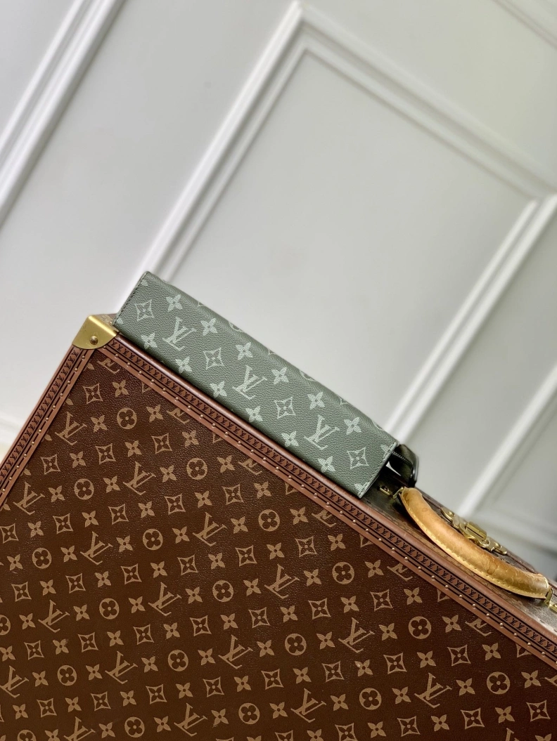 LX Clutch Bags Vibrant 3507