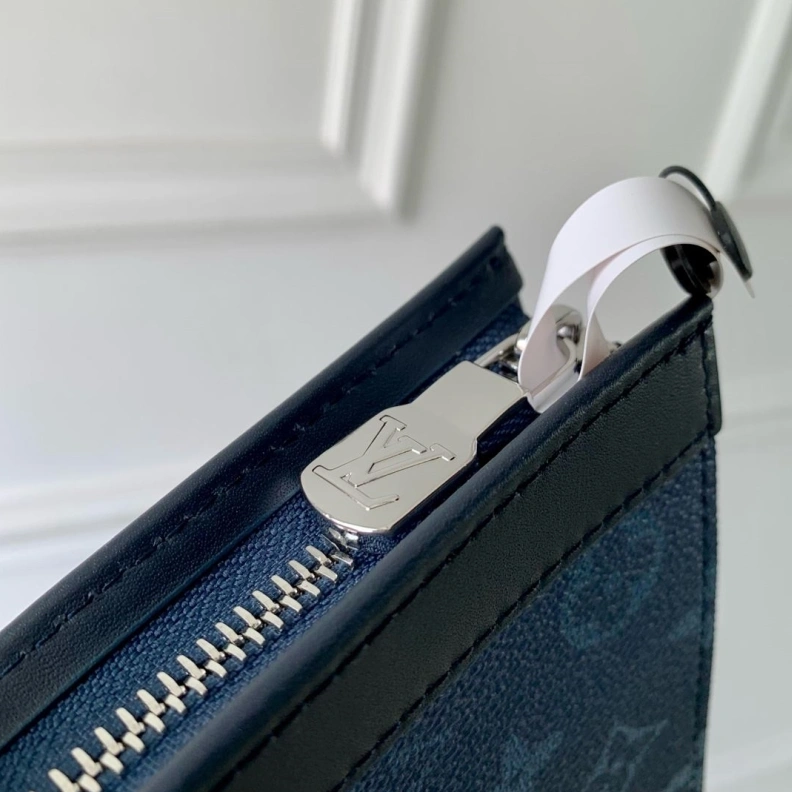 Breathable LX Clutch Bags 3459