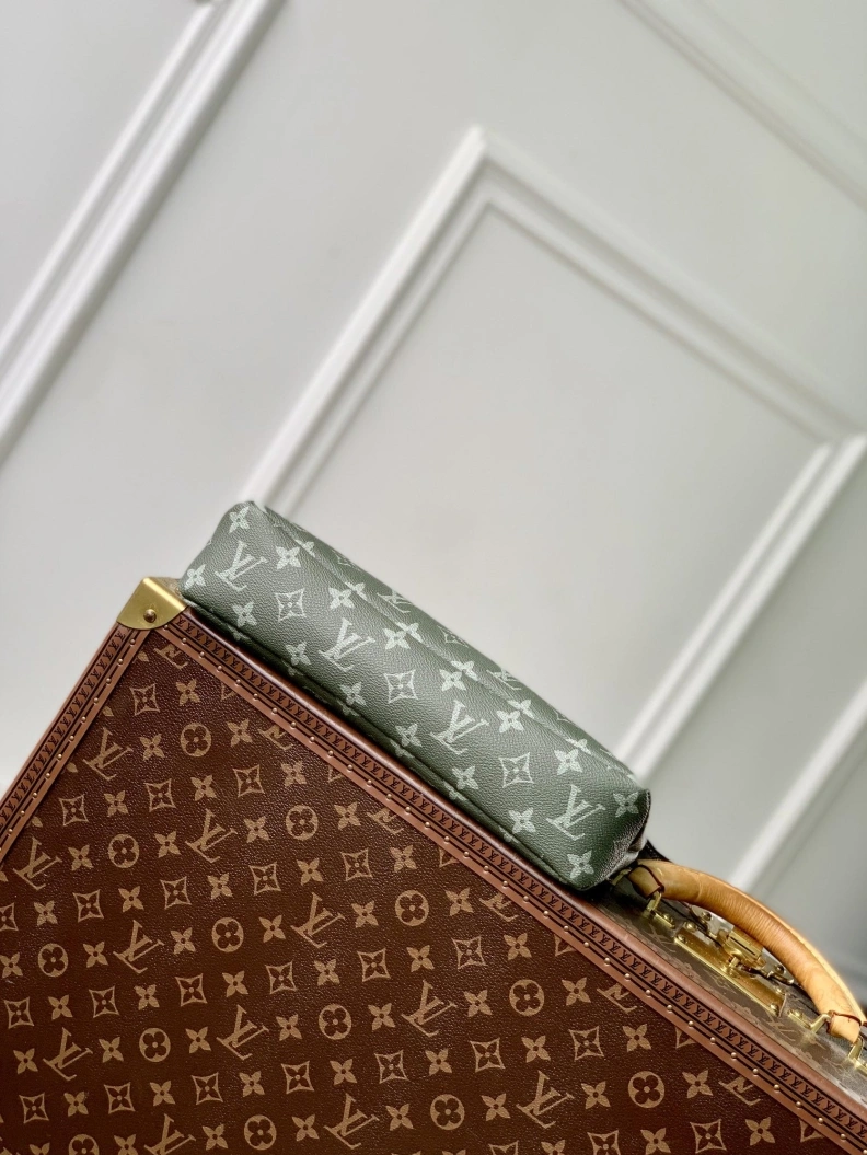 LX Clutch Bags Lightweight 3461
