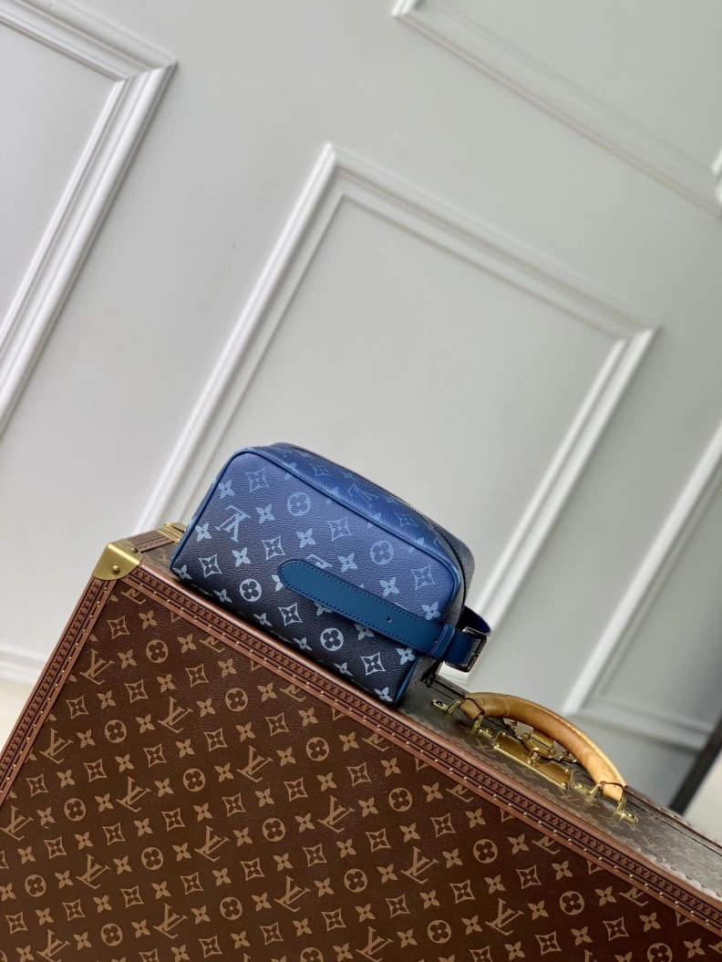 Flexible LX Clutch Bags 3450