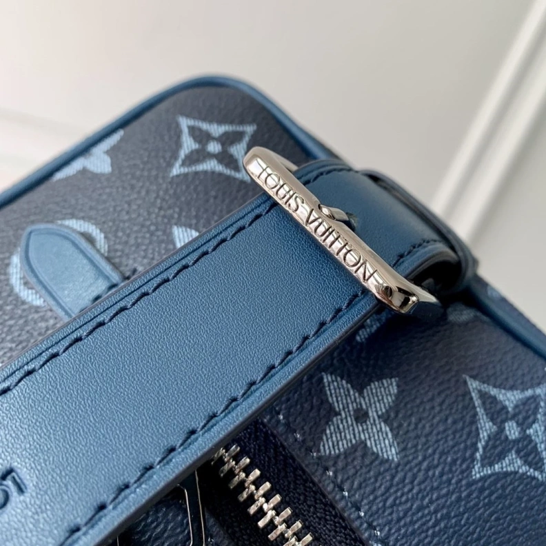Flexible LX Clutch Bags 3450
