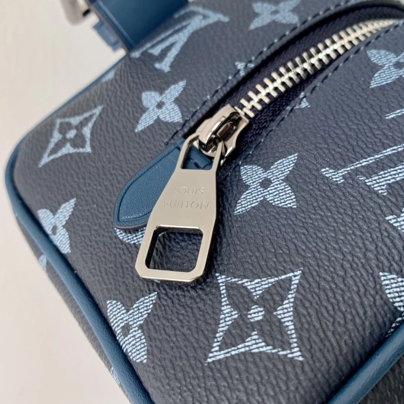 Flexible LX Clutch Bags 3450