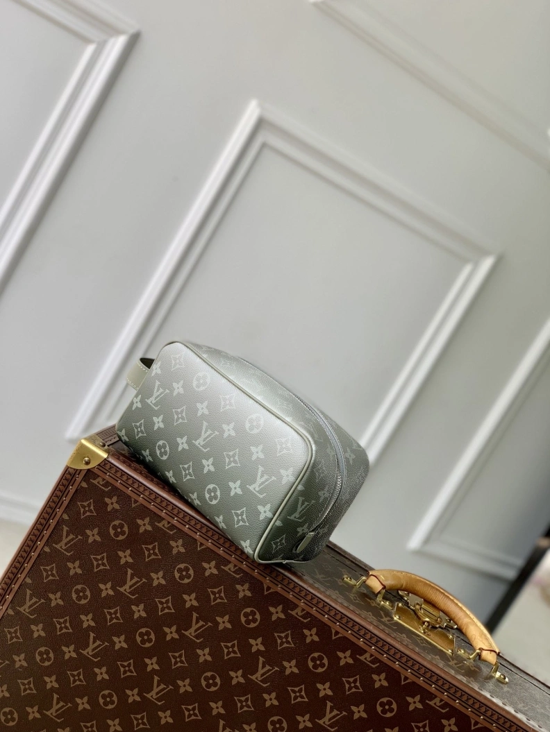 Refined LX Clutch Bags 3467