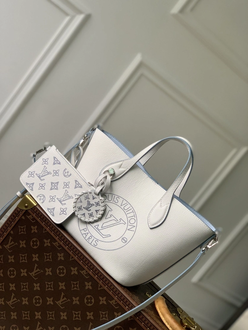Soft LX Shopping Bags 3383
