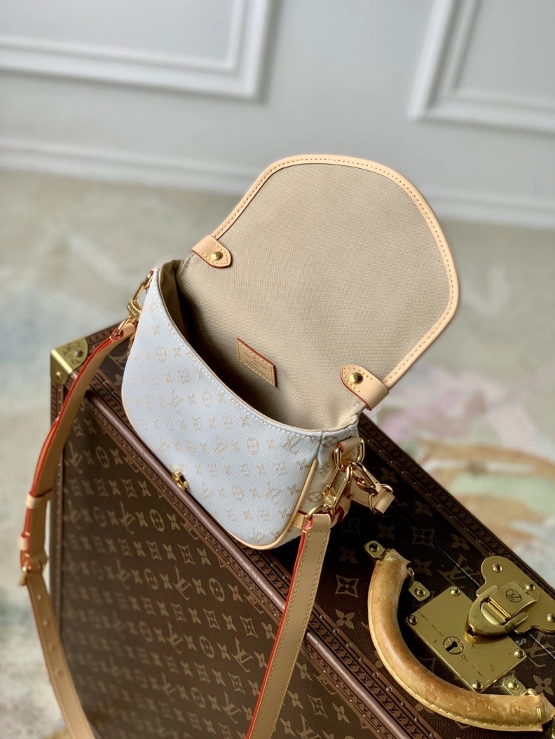 Breathable LX Satchel Bags 3441