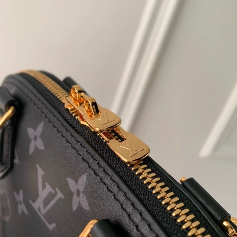 LX Top Handle Bags EyeCatching 3342
