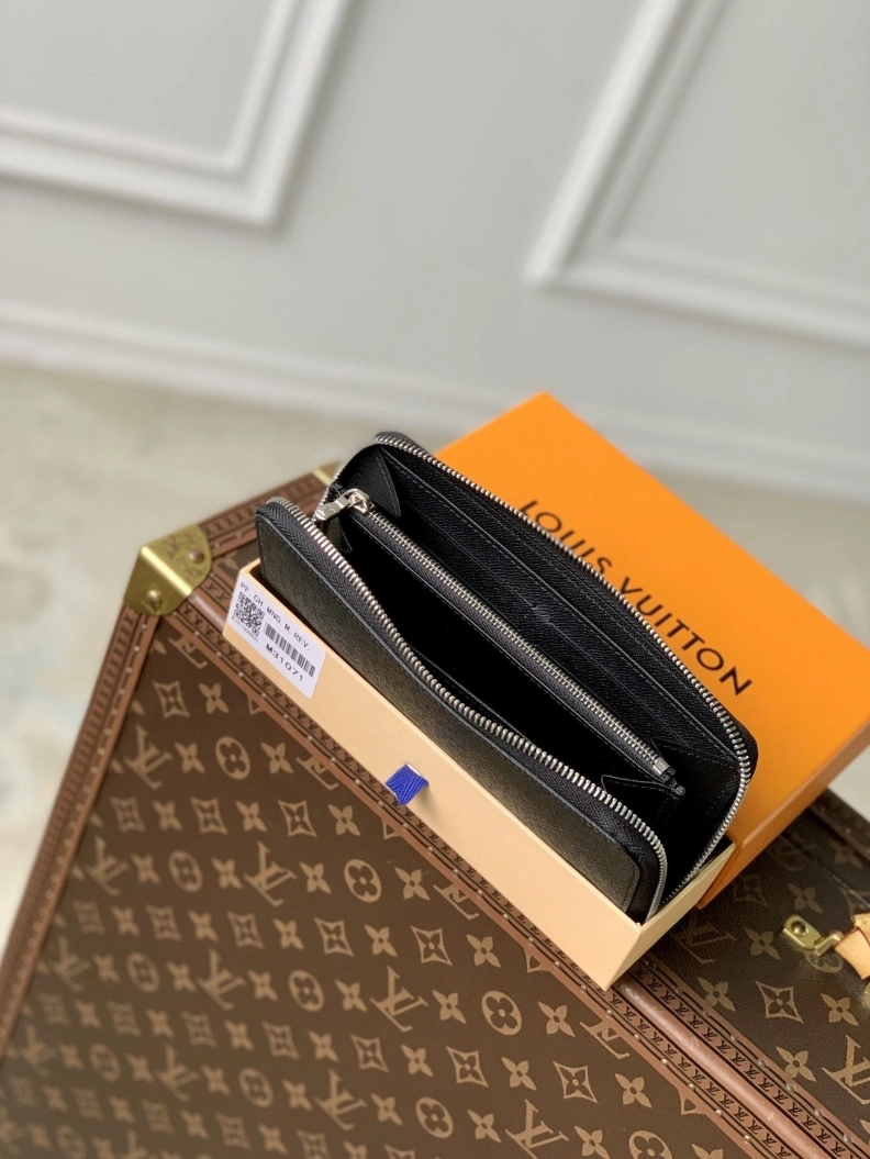 Flexible LX Wallets 3298