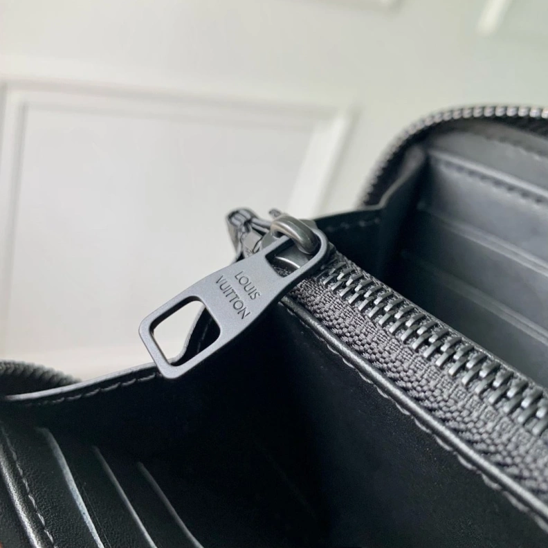 Sleek LX Wallets 3288