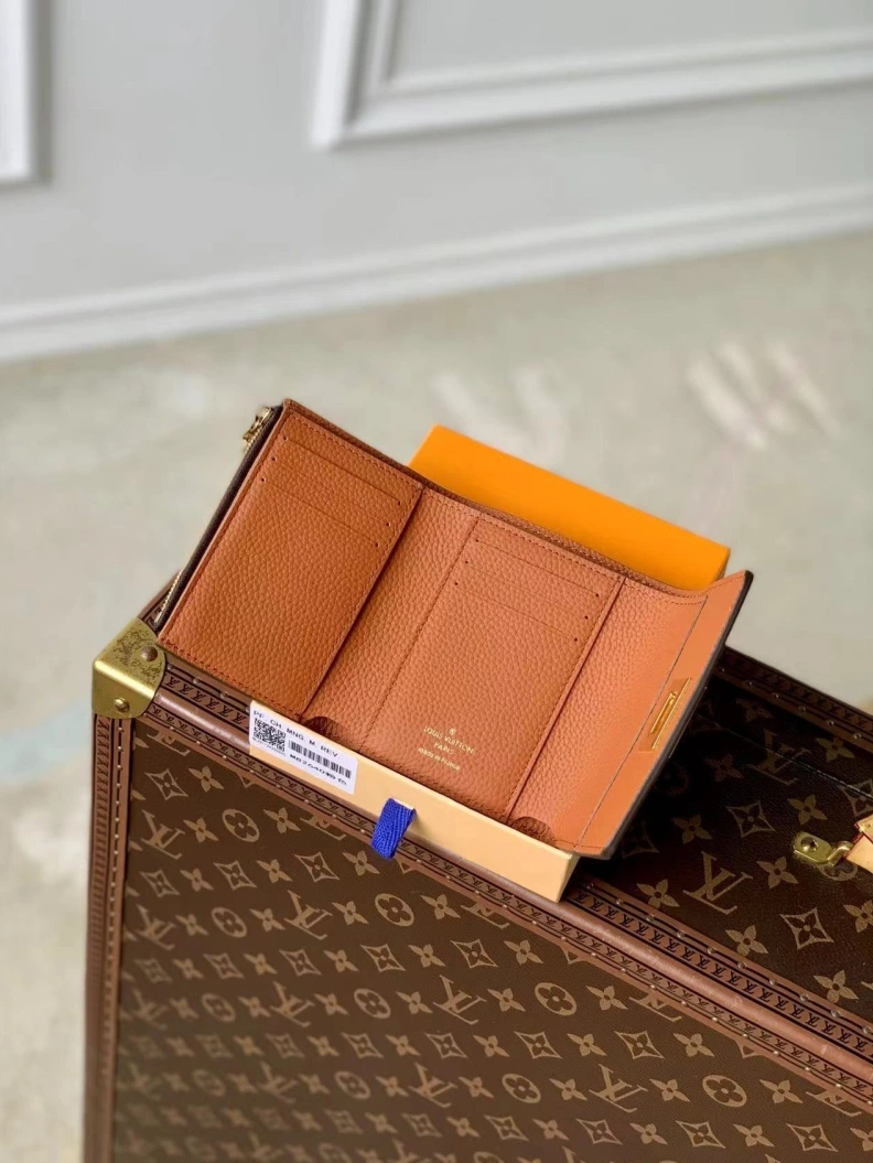 LX Wallets GoAnywhere 3292