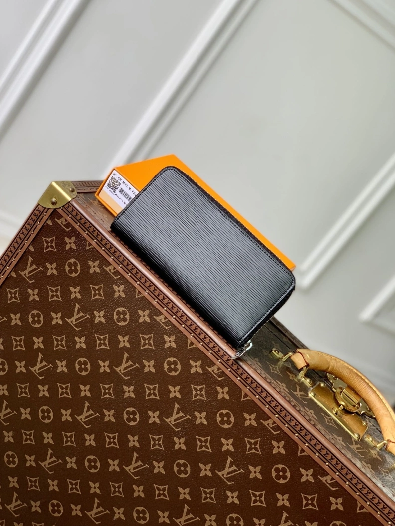 HighQuality LX Wallets 3297