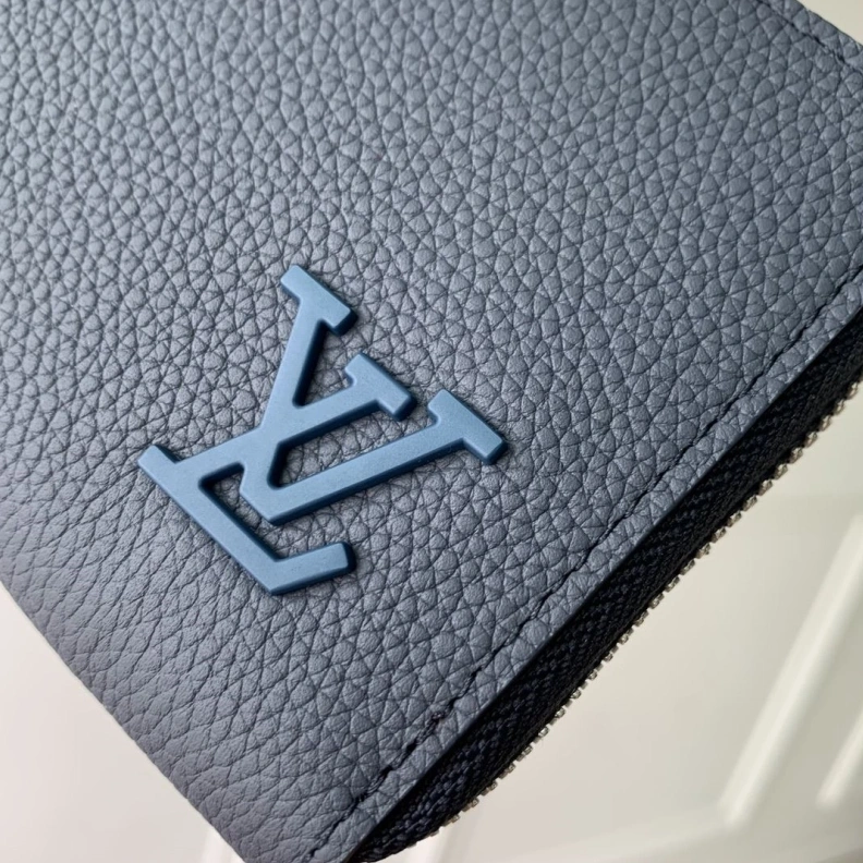 Refined LX Wallets 3296