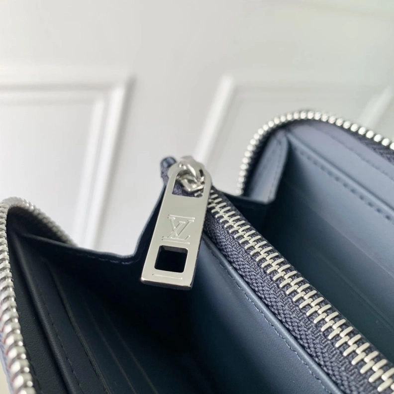 Refined LX Wallets 3296