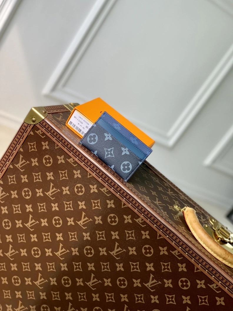 Classic LX Wallets 3295