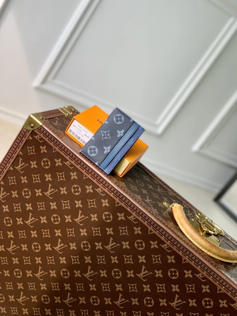 Classic LX Wallets 3295