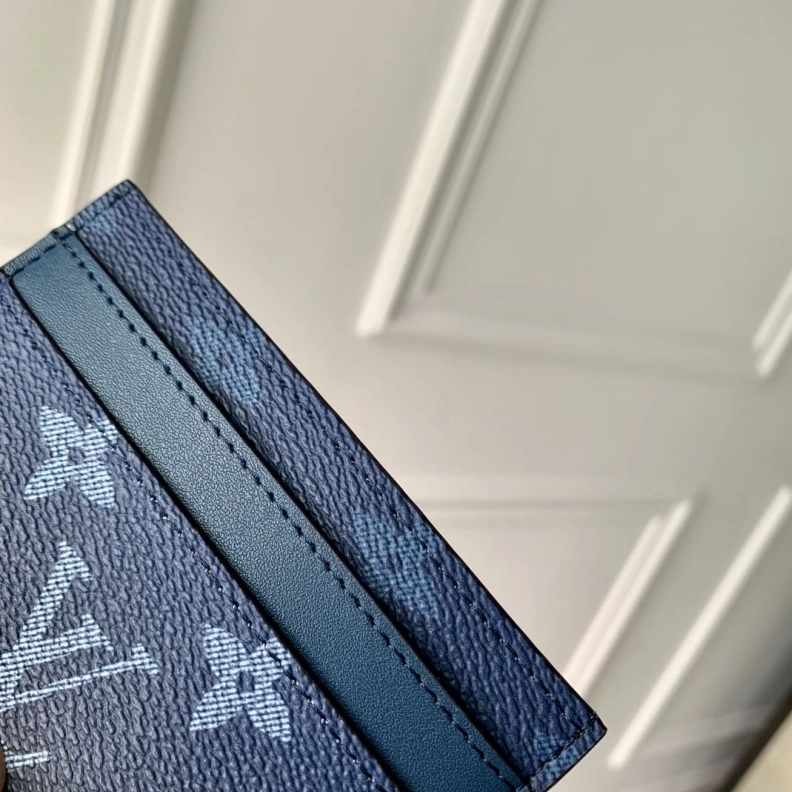 Classic LX Wallets 3295