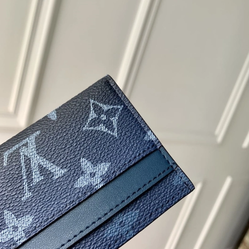 Classic LX Wallets 3295