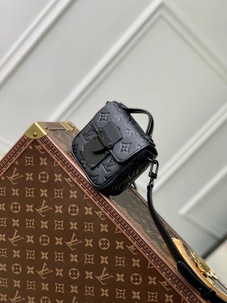 LX Satchel Bags Breathable 3426