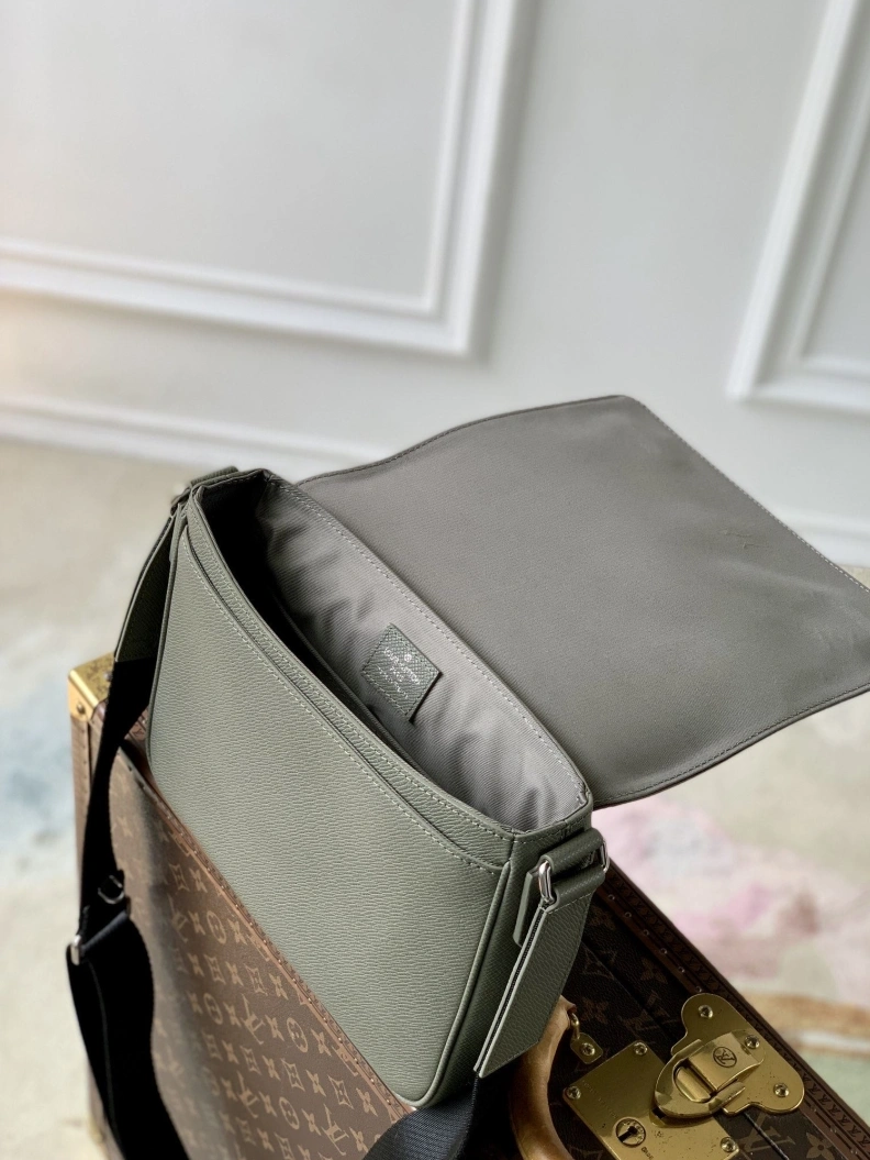 LX Satchel Bags Breathable 3420