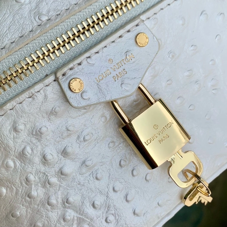 LX Cosmetic Bags Comfortable 3478