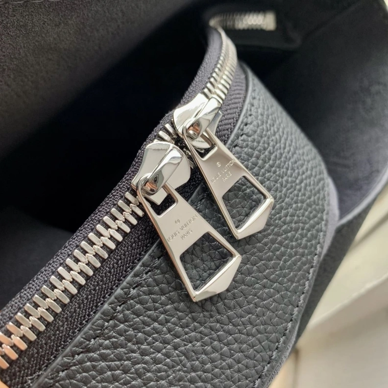 Bright LX Top Handle Bags 3336