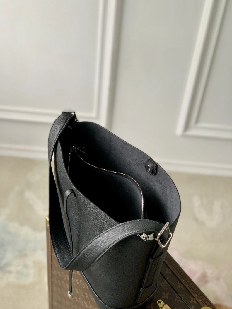 Bright LX Top Handle Bags 3336