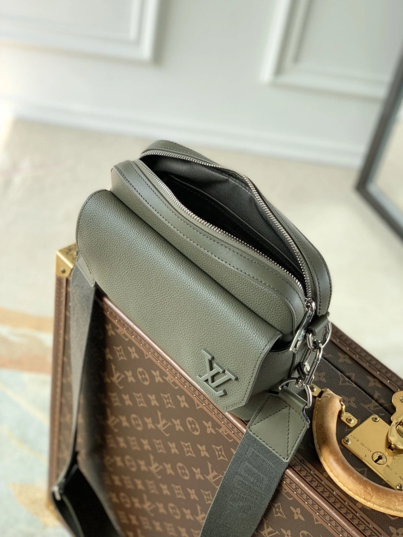 Trendy LX Satchel Bags 3430