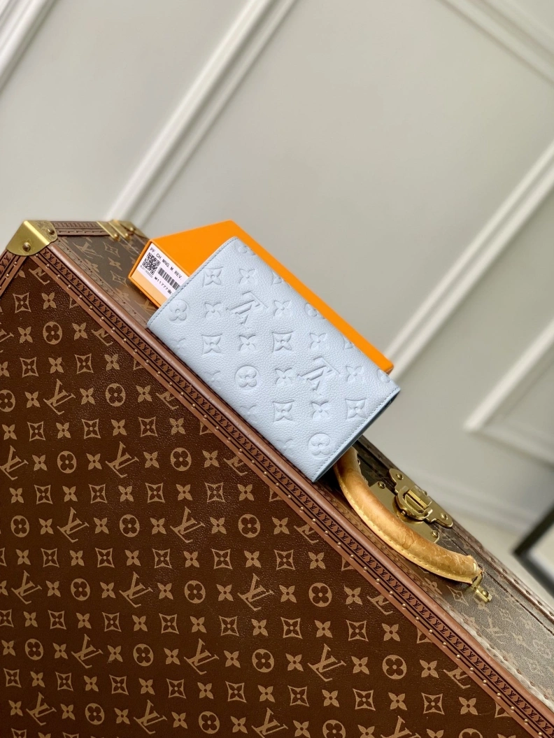 LX Wallets Comfortable 3304