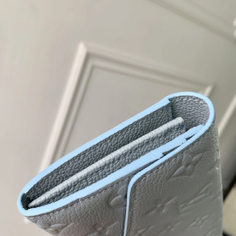 LX Wallets Comfortable 3304
