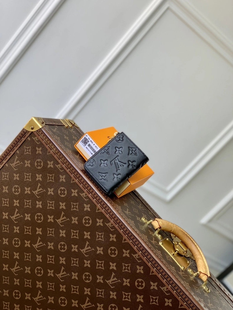 Lightweight LX Wallets 3287