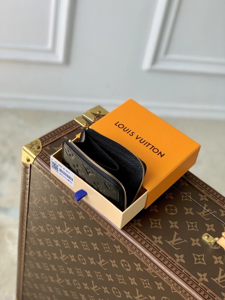 Lightweight LX Wallets 3287
