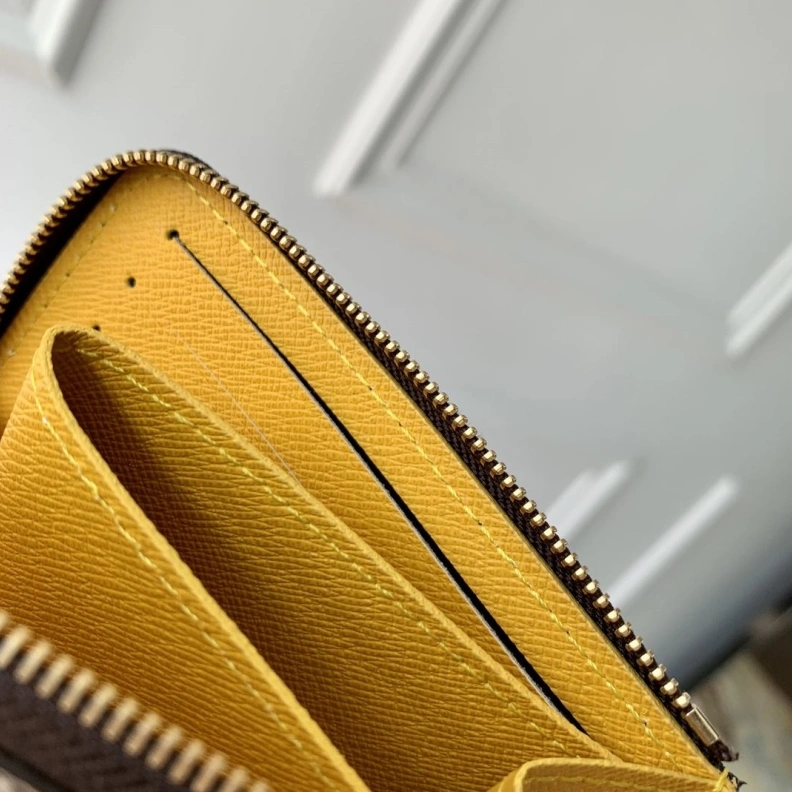 Bright LX Wallets 3301