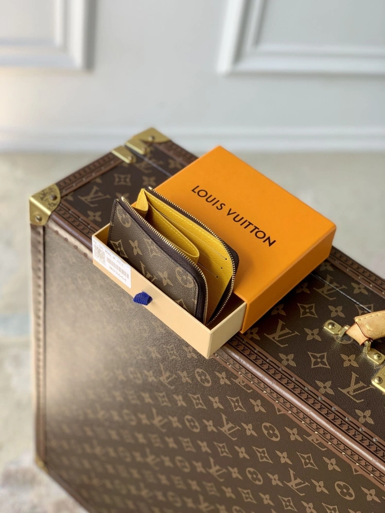 Bright LX Wallets 3301