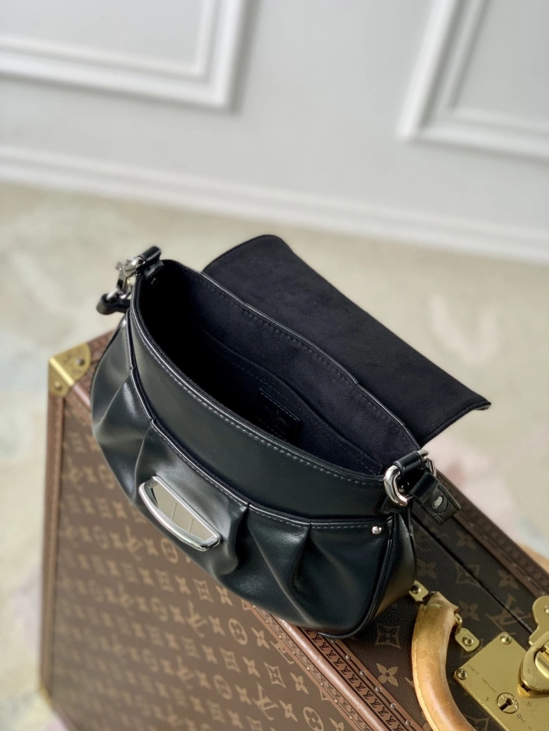 Comfortable LX Top Handle Bags 3337