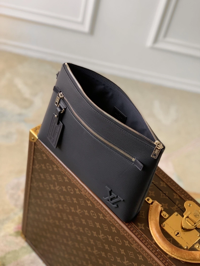 LX Clutch Bags Sleek 3465