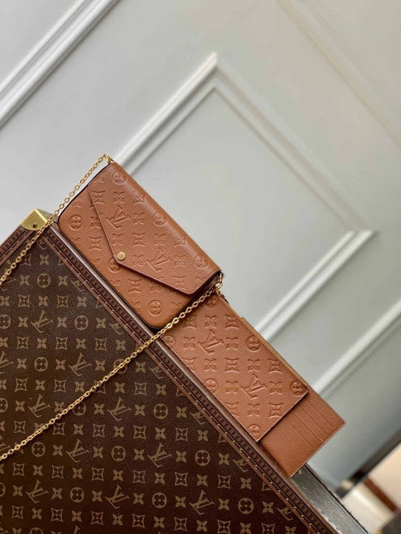 Lightweight LX Wallets 3273