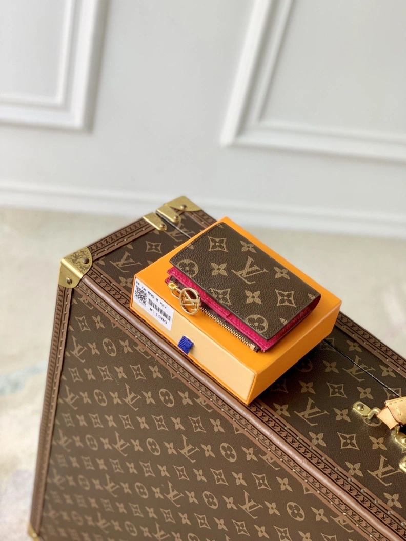 Timeless LX Clutch Bags 3448