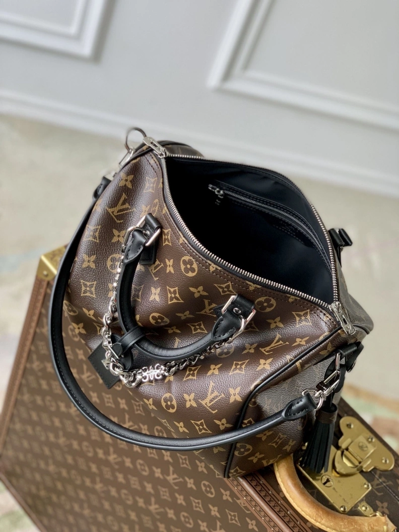 Versatile LX Speedy Bags 3351