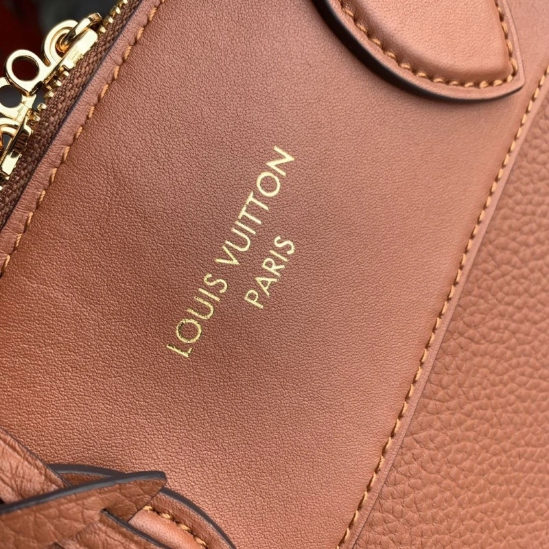 Trendsetting LX Top Handle Bags 2613