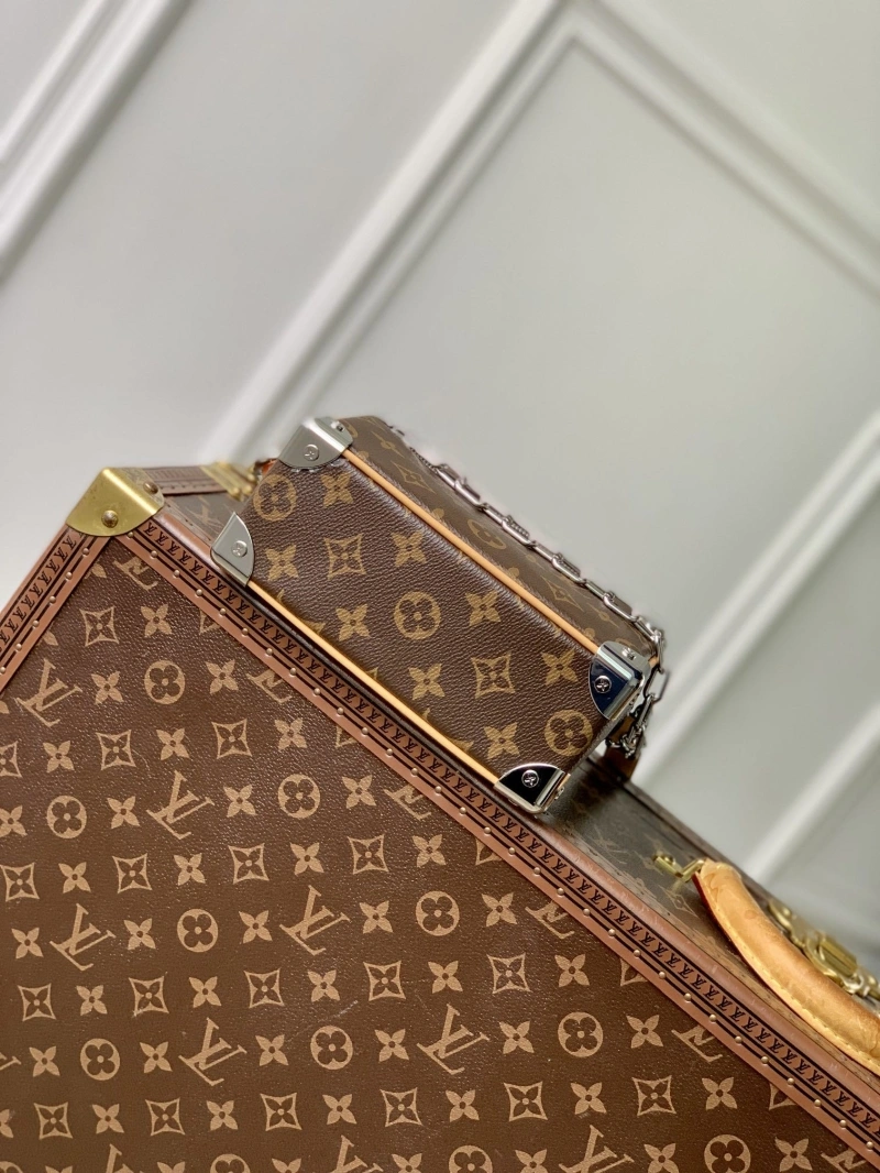 Comfortable LX Box Bags 2679